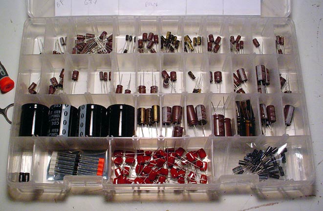 qrx9001-caps.jpg