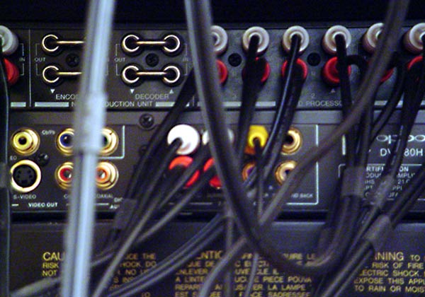 tapeloop-dbx200.jpg
