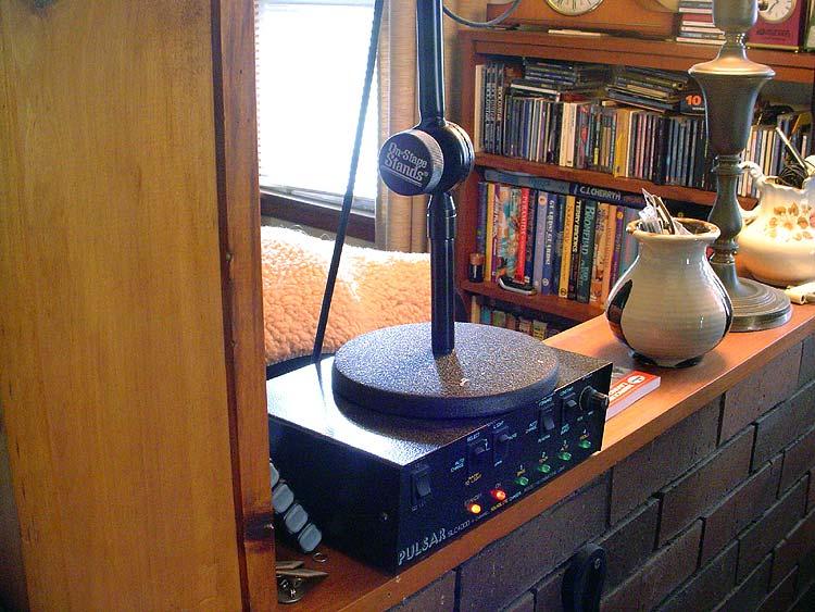 pulsar.jpg - This is a Pulsar SLC4000 light controller that's used to program a set of six photo floods that light and wash the room in sound active mode. One simple connection to the receiver via a headphone jack is all it needs.
